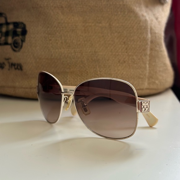 COACH Sunglasses - Picture 9 of 15